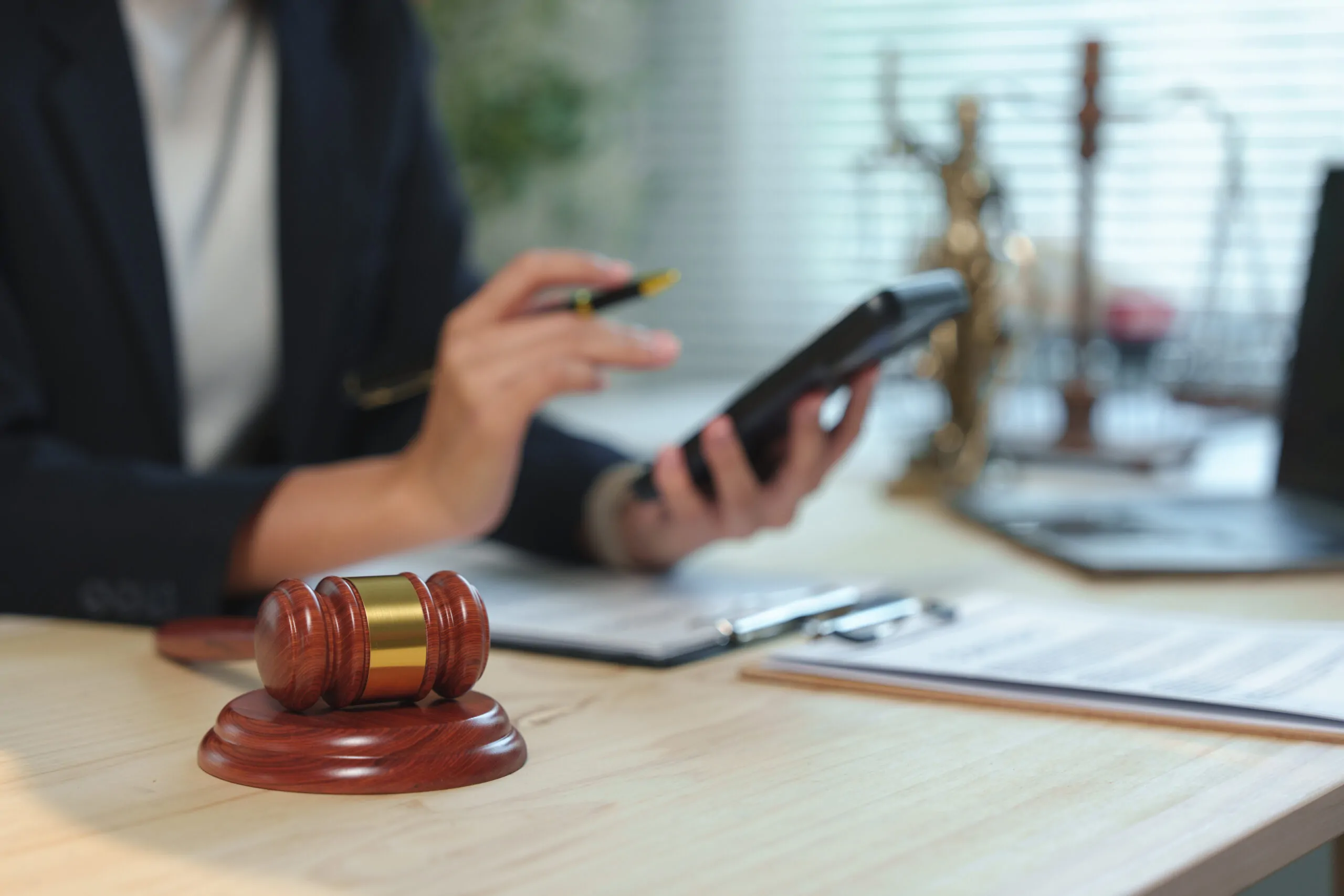 Stuck Waiting on a Settlement? How Legal Funding Can Help Cover Bills Now